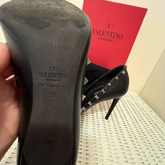 Valentino Rockstud Heels 39 - Picture 5 of 9